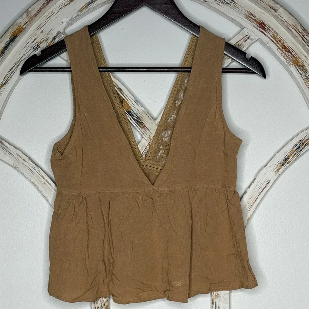 Melrose Place Tops Tan – Size Small NWOT